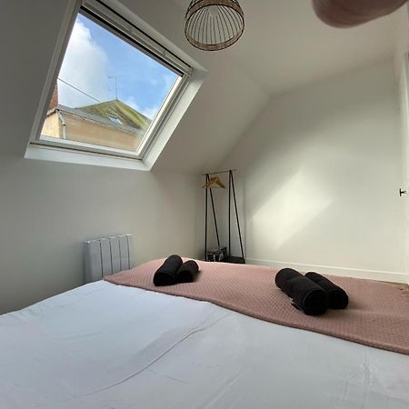 Au Coeur De Ville Laval  Chambre photo