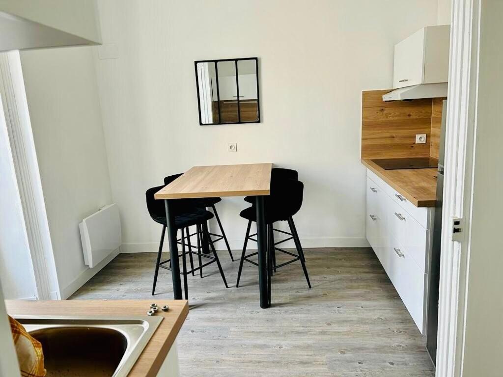 Au Coeur De Ville Laval  Extérieur photo
