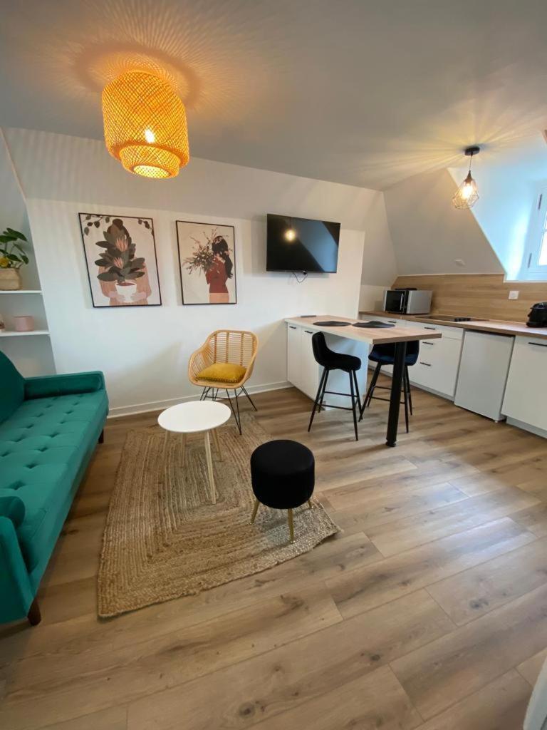 Au Coeur De Ville Laval  Chambre photo